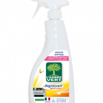 Nettoyant spray dégraissant arbre vert